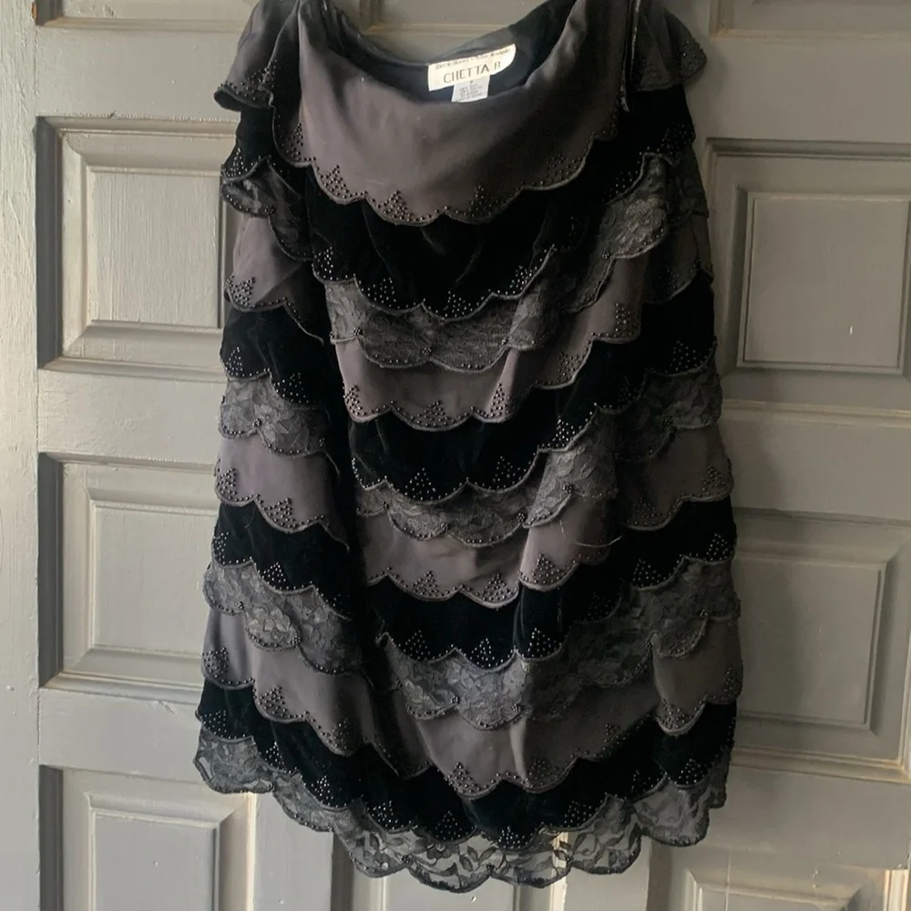 NWT Sherrie Bloom- Chetta B 75% Silk beaded
